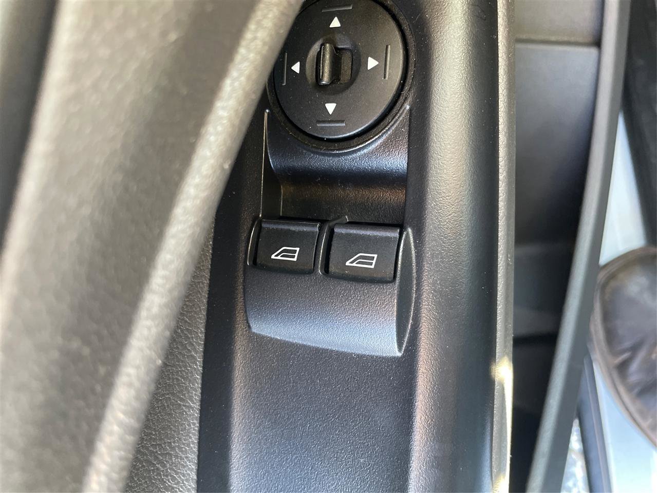 Used 2020 Ford Transit Connect XL image 49