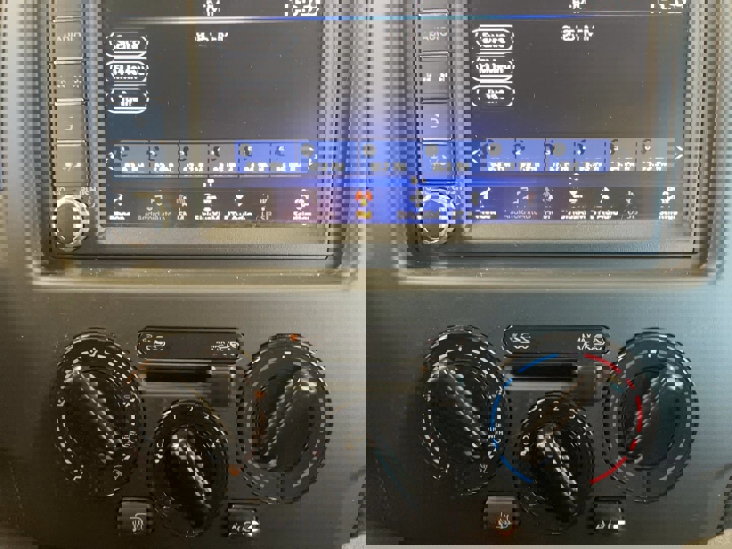 Used 2021 Nissan NV200 SV image 15