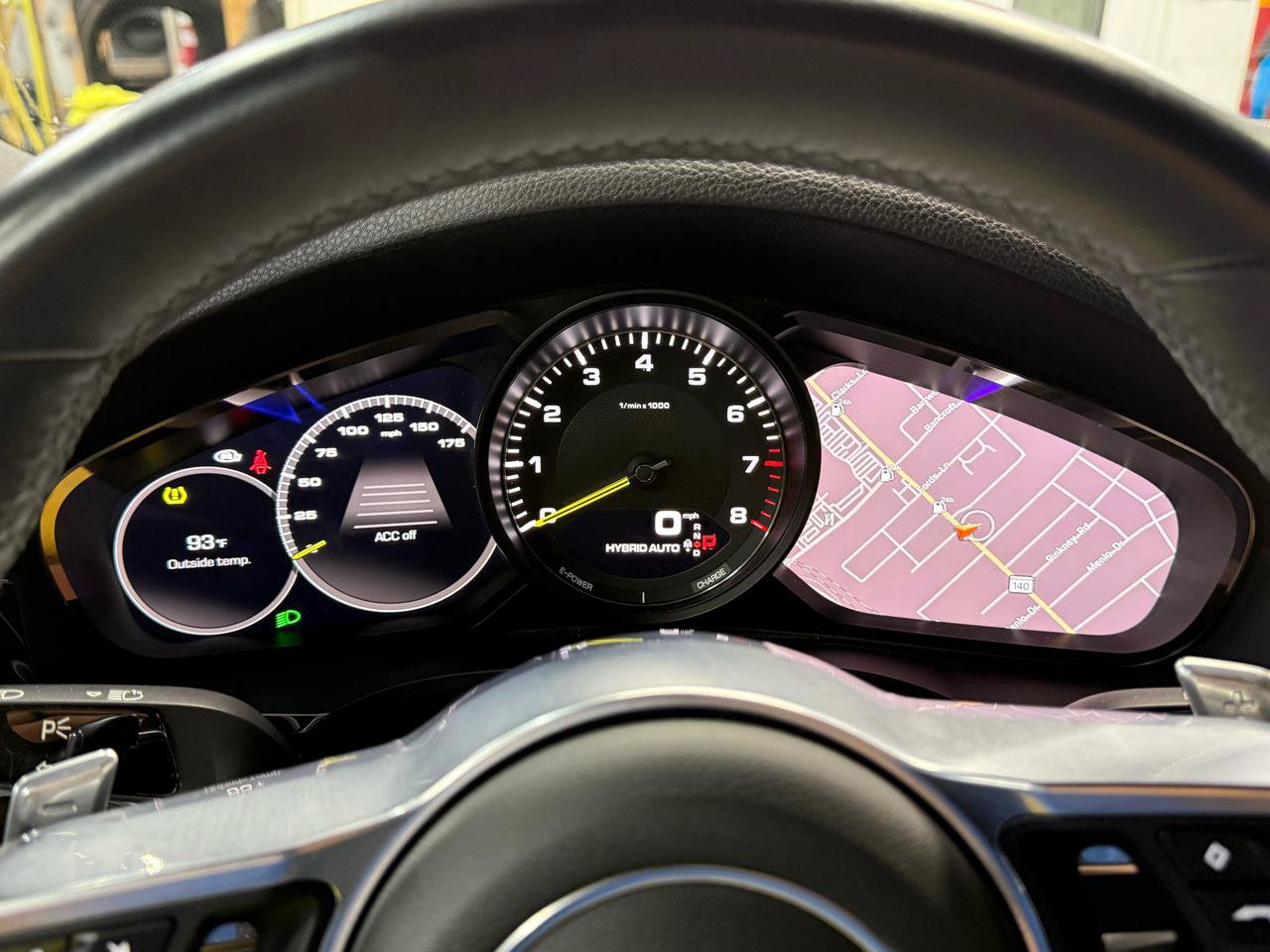 Used 2019 Porsche Cayenne E-Hybrid AWD/4WD image 35
