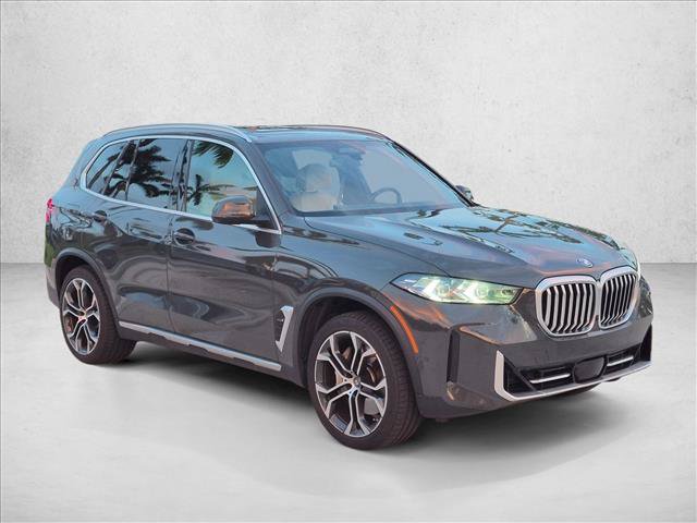 Used 2024 BMW X5 xDrive50e w/ Executive Package AWD/4WD image 3