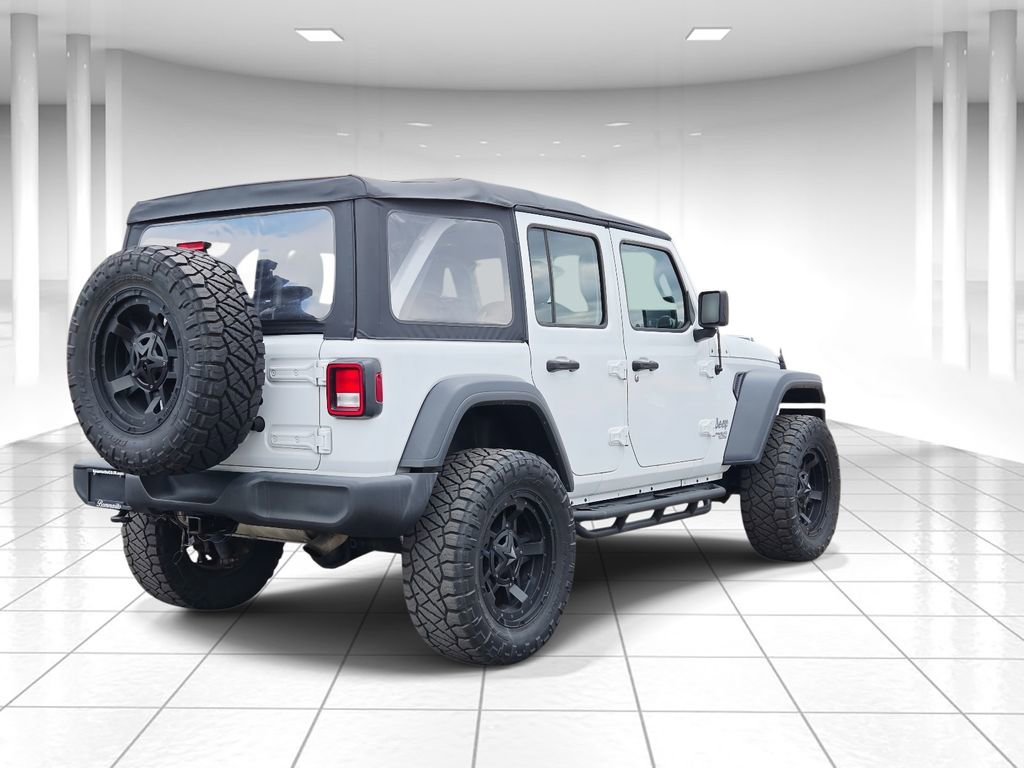 Used 2018 Jeep Wrangler Unlimited Sport image 3