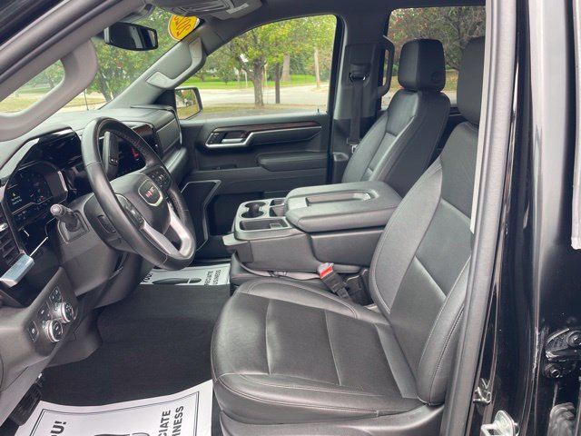 Used 2025 GMC Sierra 1500 SLT AWD/4WD image 13