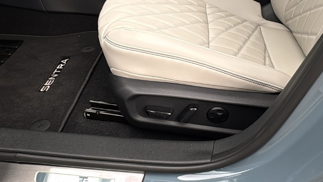 New 2026 Nissan Sentra SL w/ Floor Mat Package FWD image 10