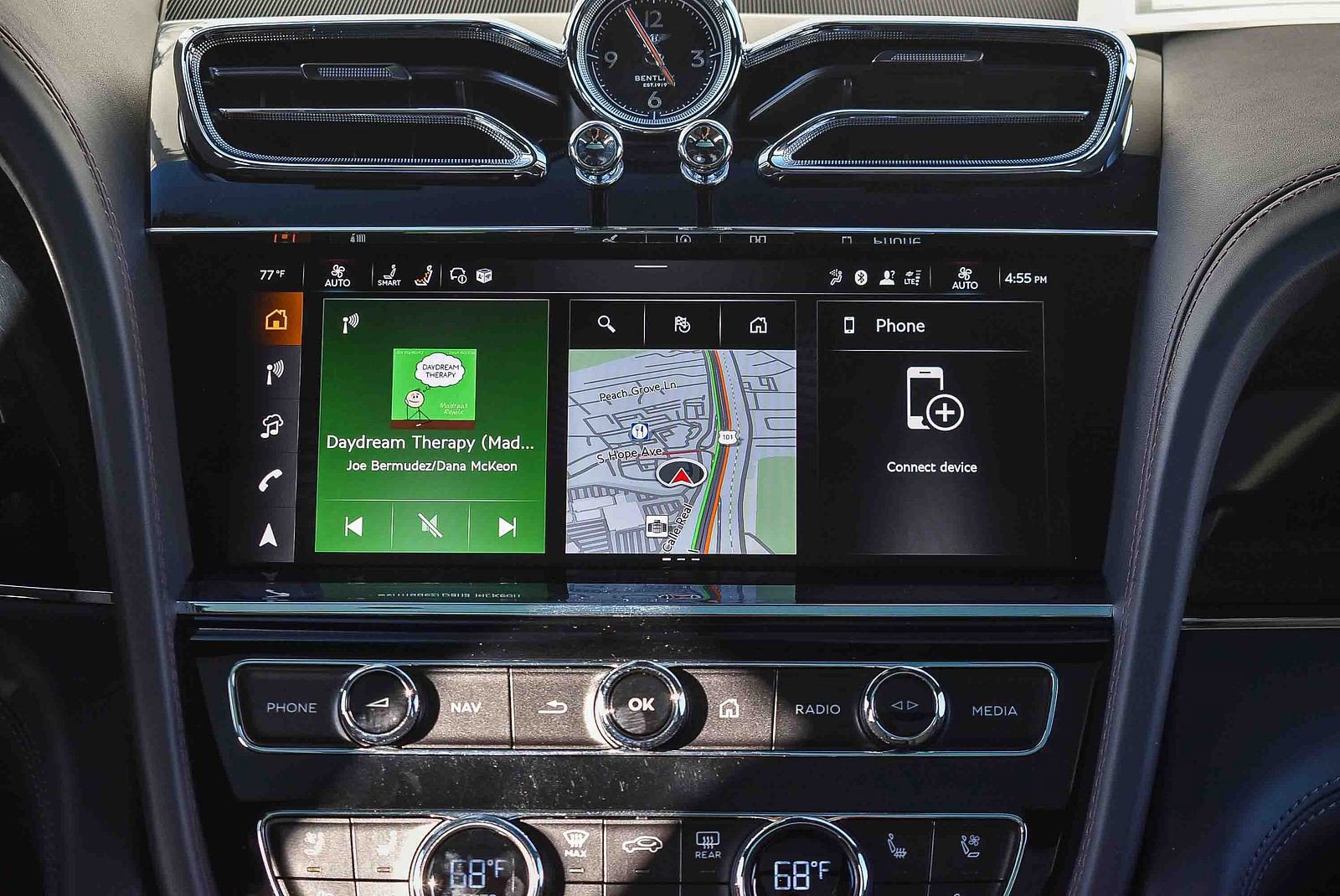 Used 2025 Bentley Bentayga Extended Wheelbase image 15