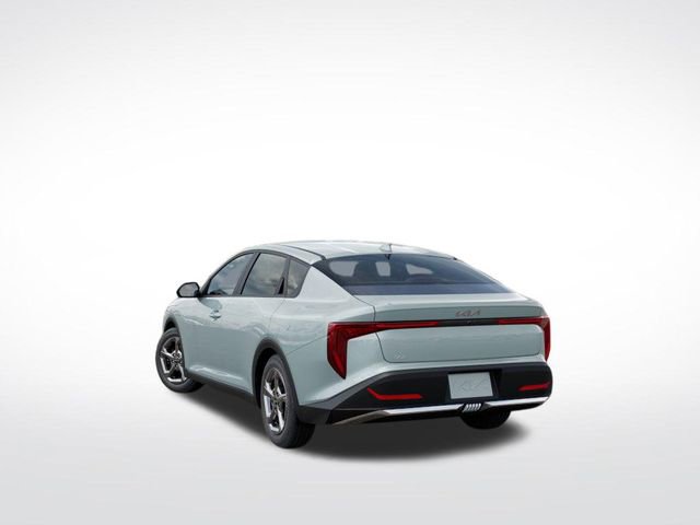 New 2026 Kia K4 FWD image 4