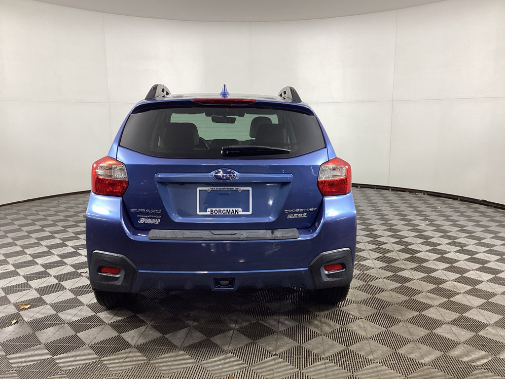 Used 2017 Subaru Crosstrek 2.0i Limited image 3