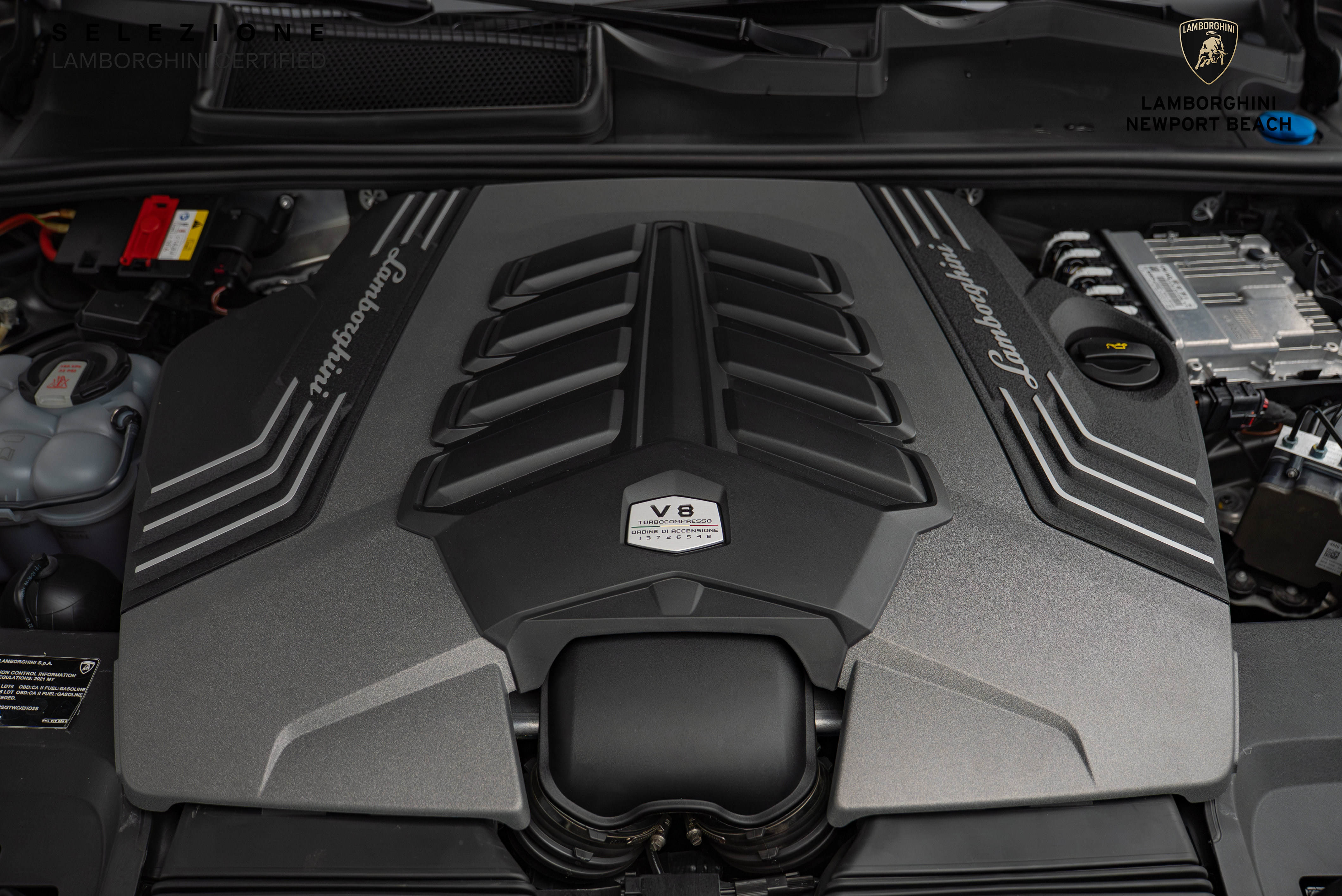 Used 2021 Lamborghini Urus image 10