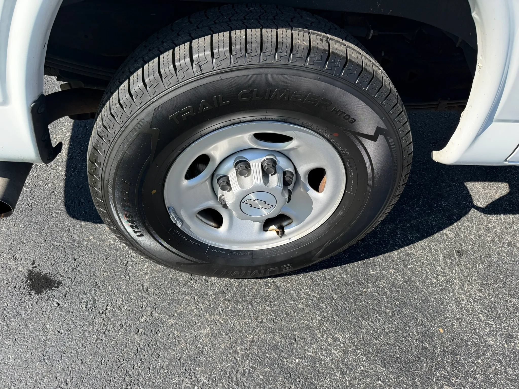 Used 2019 Chevrolet Express 2500 w/ Driver Convenience Package RWD image 38