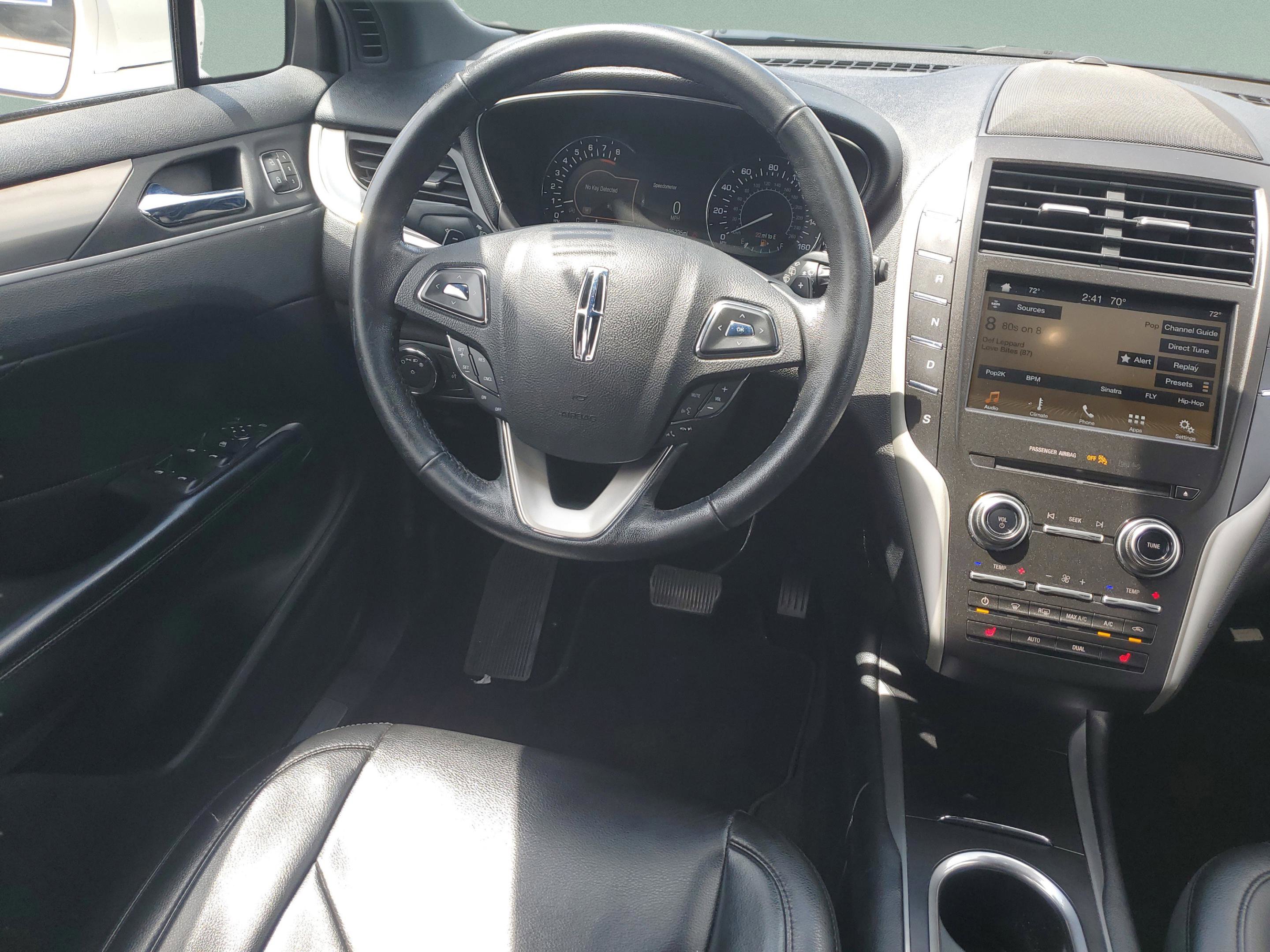Used 2019 Lincoln MKC Premiere FWD image 13