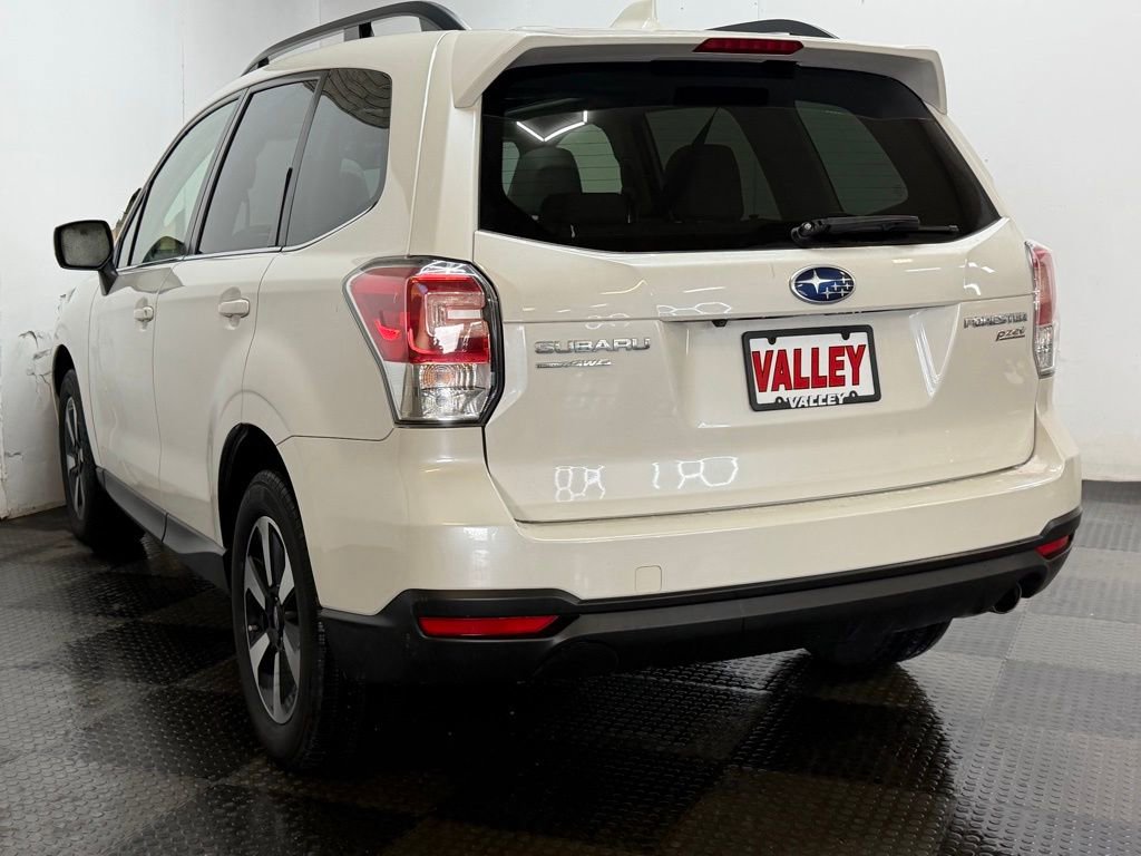 Used 2017 Subaru Forester 2.5i Limited image 6