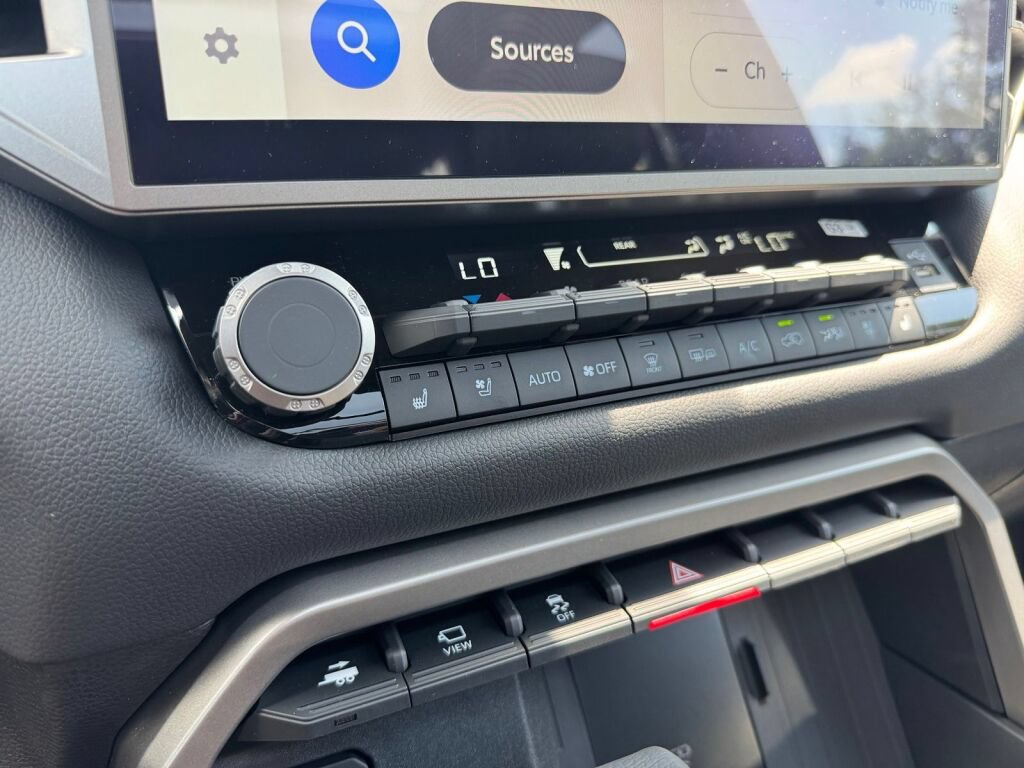 New 2026 Toyota Sequoia Limited AWD/4WD image 7