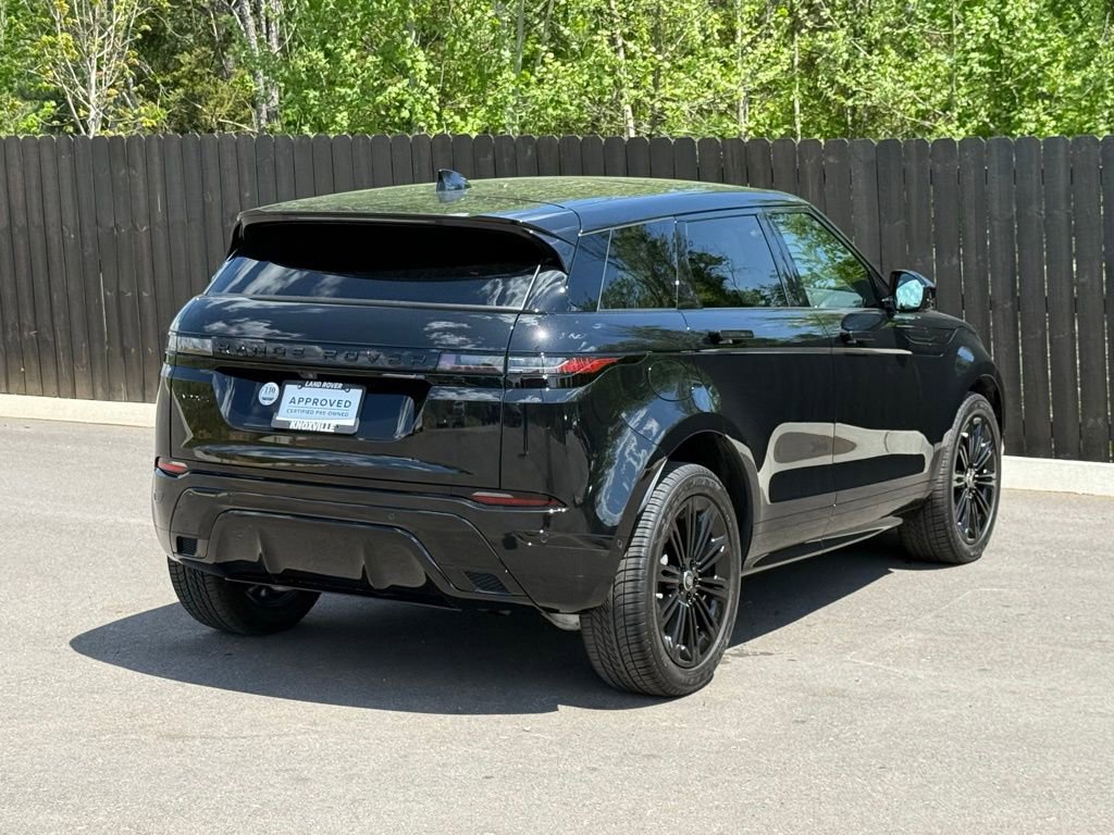 Used 2026 Land Rover Range Rover Evoque Dynamic SE AWD/4WD image 6