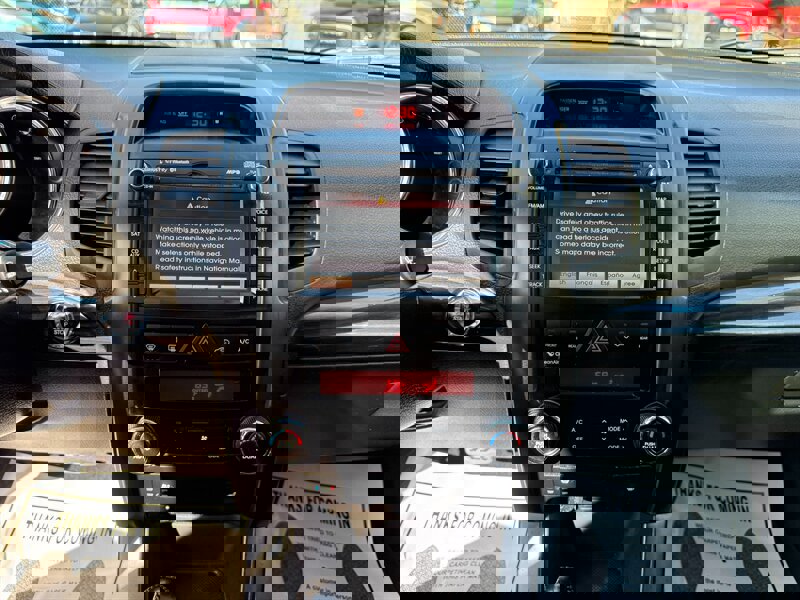 Used 2012 Kia Sorento SX w/ SX Premium Pkg image 19