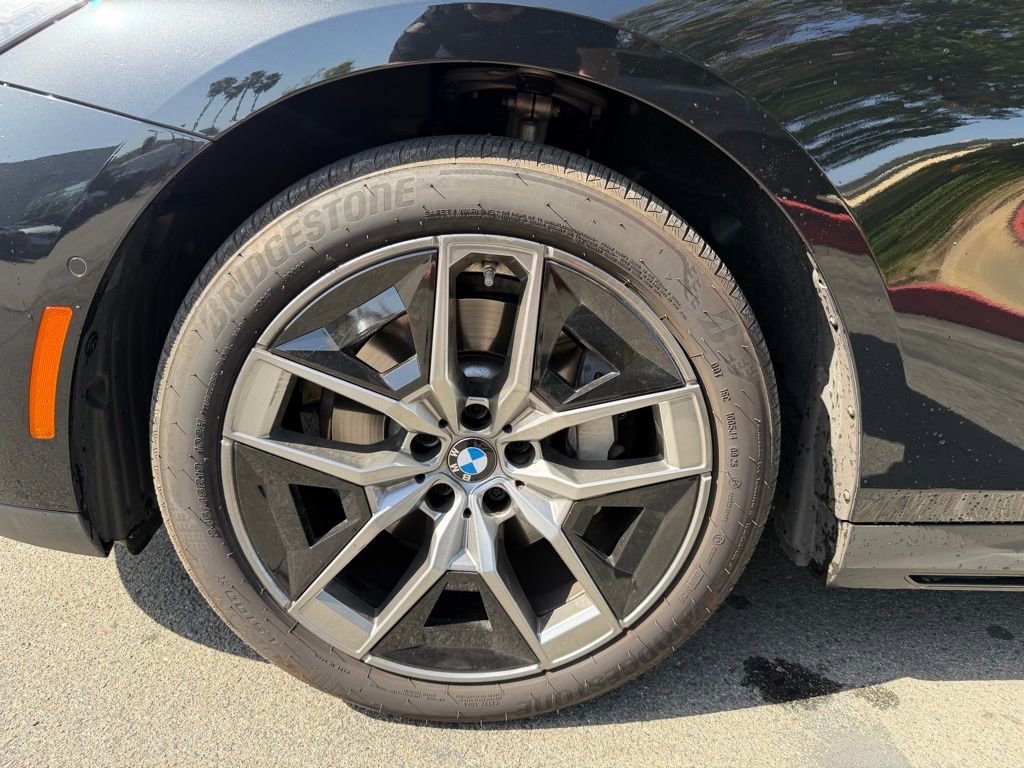 Used 2026 BMW 530i w/ Premium Package image 7