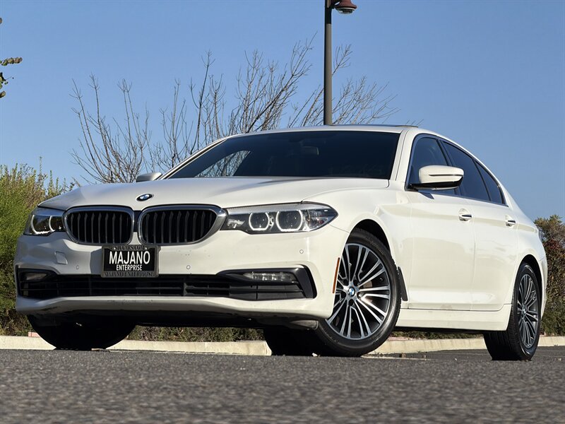 Used 2018 BMW 530i RWD image 1