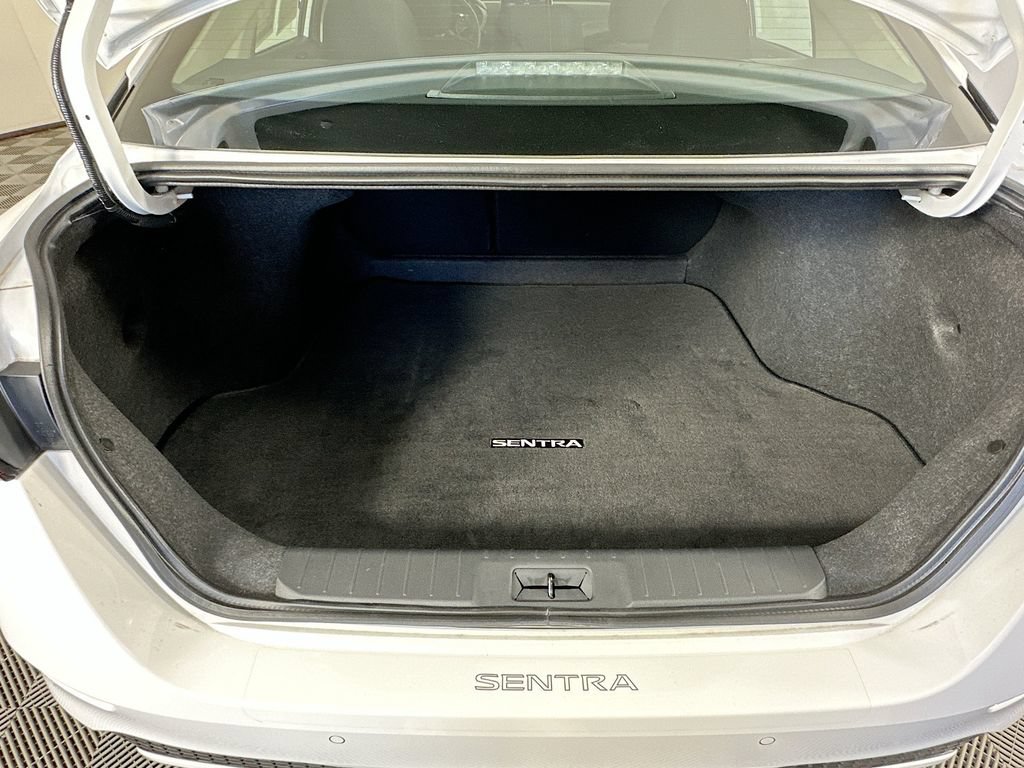Certified 2024 Nissan Sentra SV FWD image 32