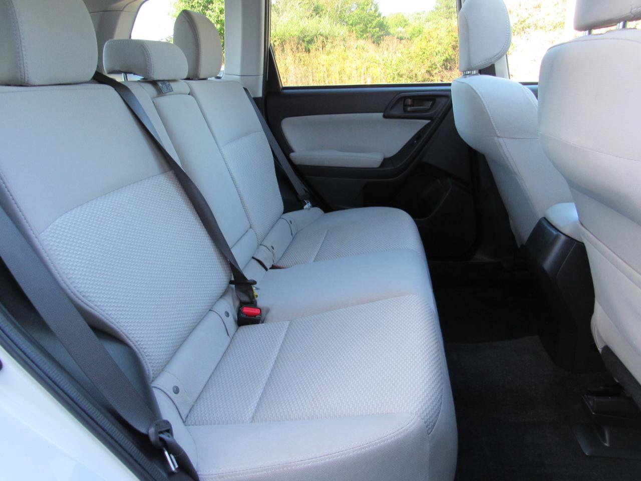 Used 2015 Subaru Forester 2.5i Premium w/ Protection Package #1 AWD/4WD image 8
