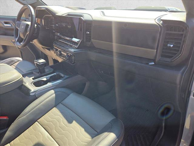 Used 2023 Chevrolet Silverado 1500 ZR2 w/ ZR2 Bison Edition AWD/4WD image 23
