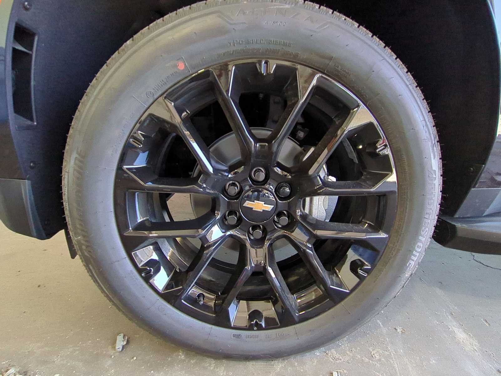 New 2026 Chevrolet Suburban Premier AWD/4WD image 29