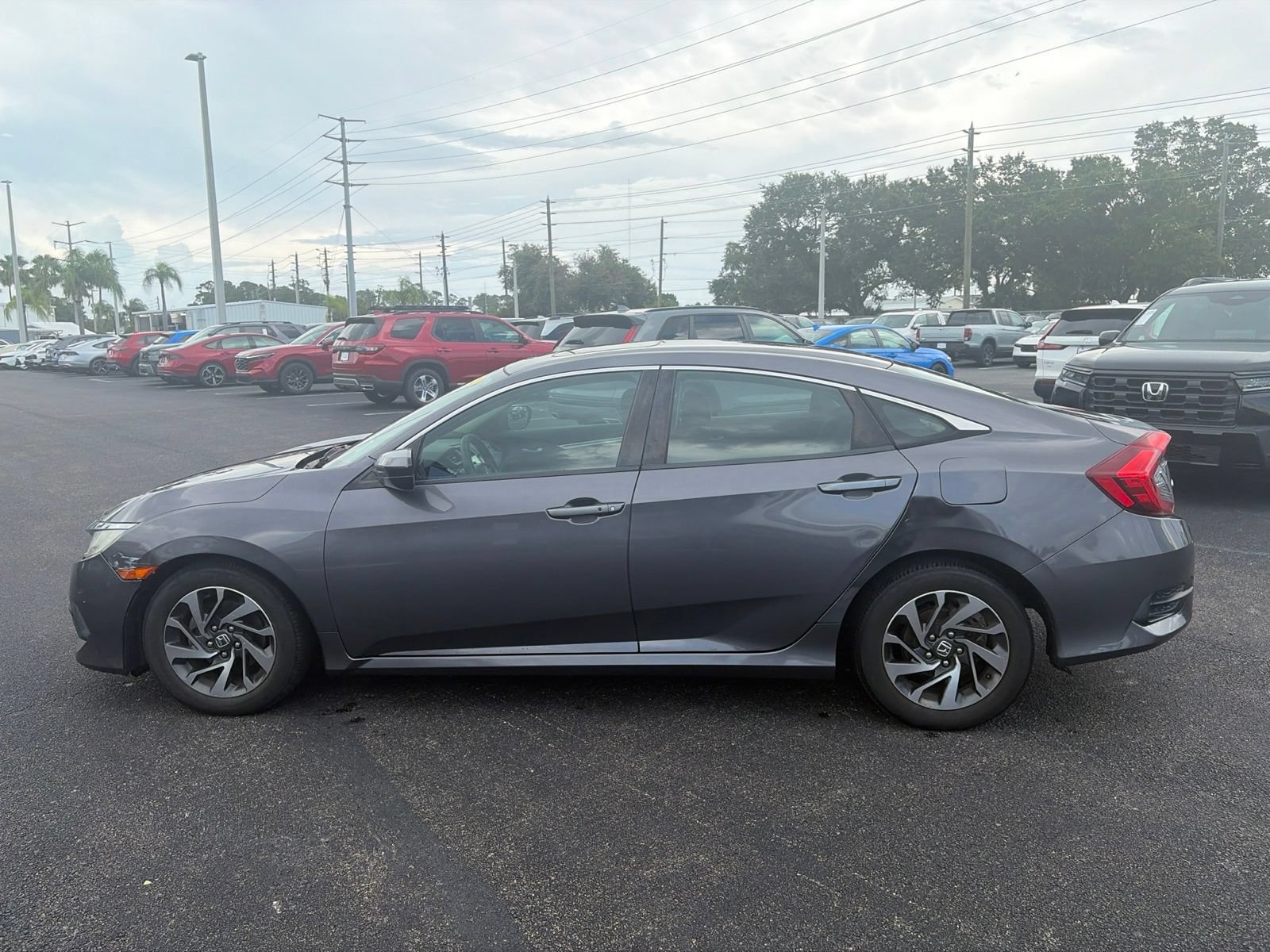 Used 2016 Honda Civic EX image 4
