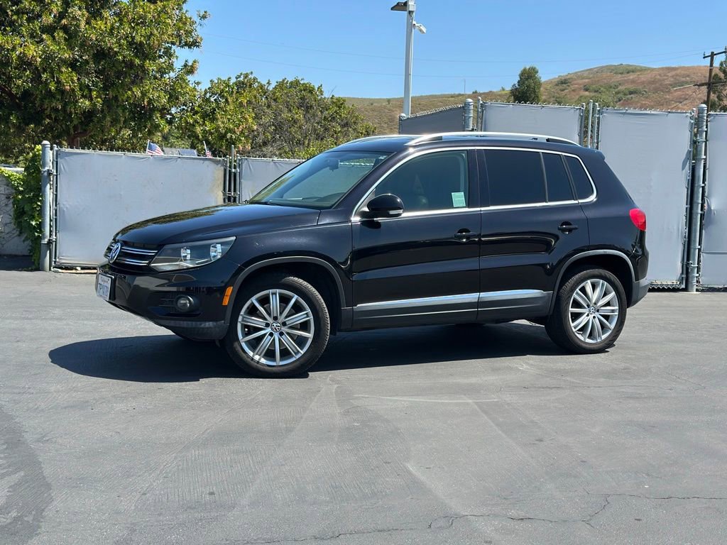 Used 2013 Volkswagen Tiguan SE AWD/4WD image 1
