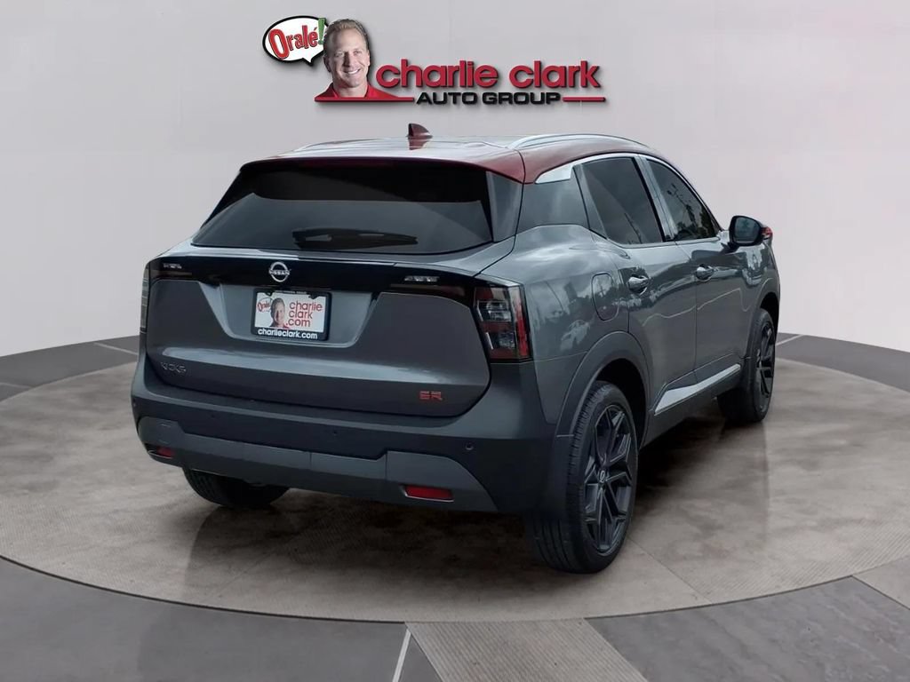Used 2025 Nissan Kicks SR FWD image 5