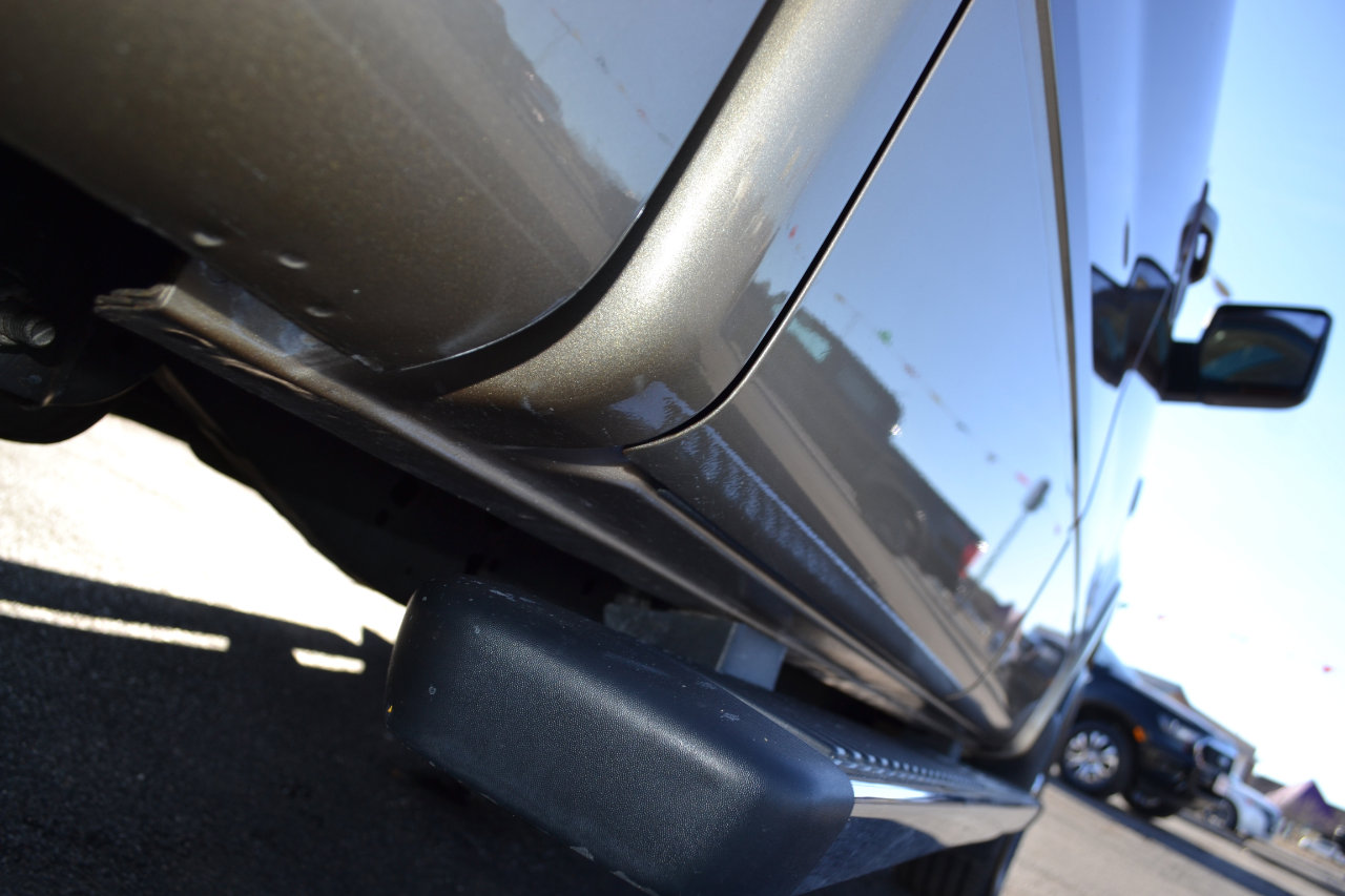 Used 2011 Ford F150 Lariat w/ Lariat Chrome Pkg image 44