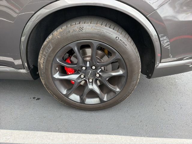 Used 2021 Dodge Durango SRT Hellcat w/ Technology Group AWD/4WD image 11