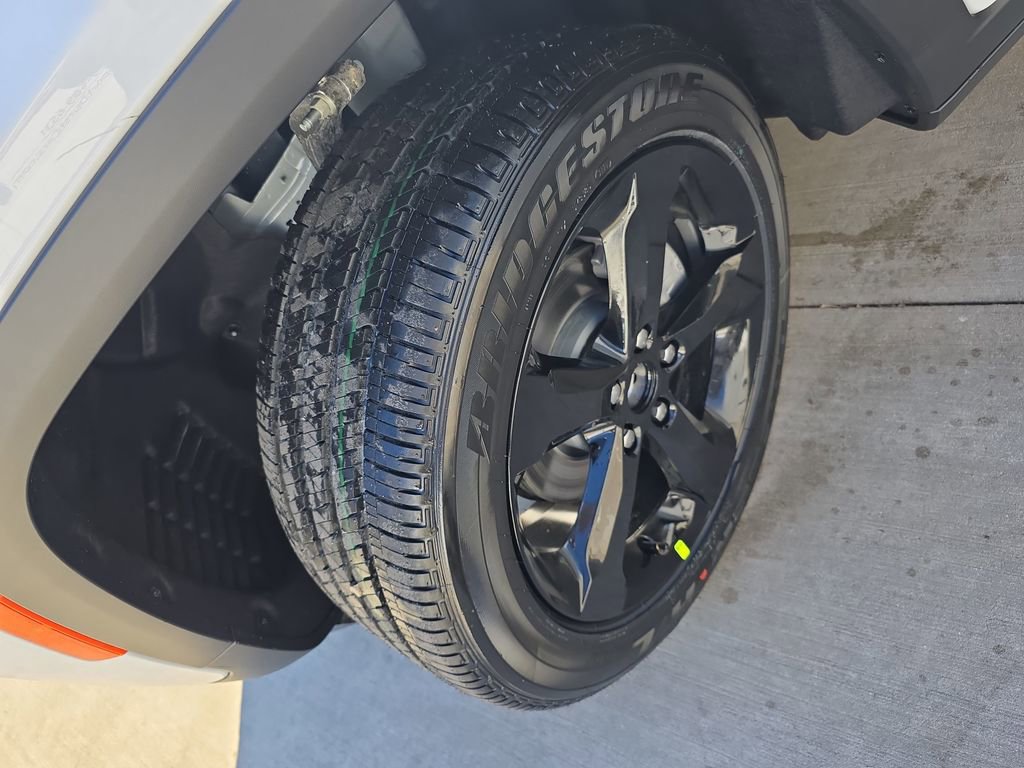 New 2025 Jeep Grand Cherokee Altitude image 33