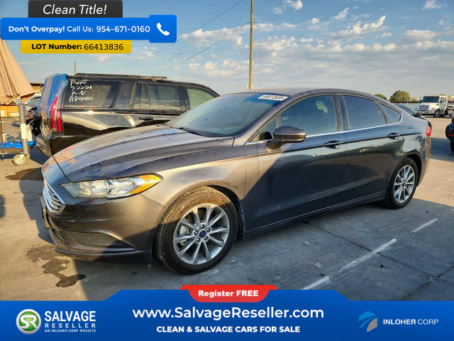 Used 2017 Ford Fusion SE w/ Fusion SE Technology Package FWD image 1