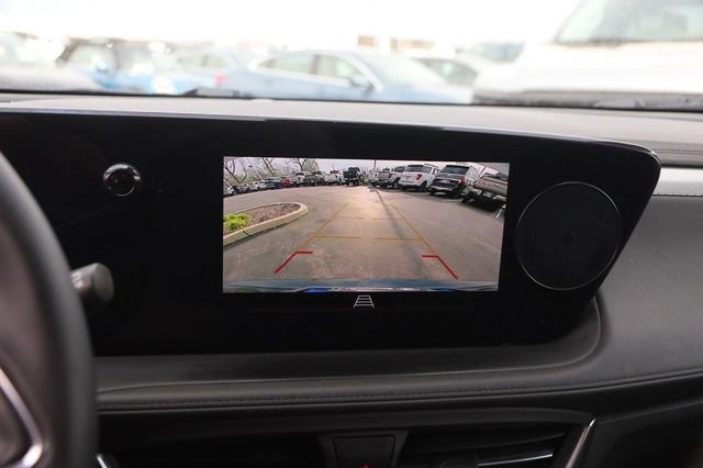 Used 2025 Buick Encore GX Sport Touring w/ Experience Buick Package image 16