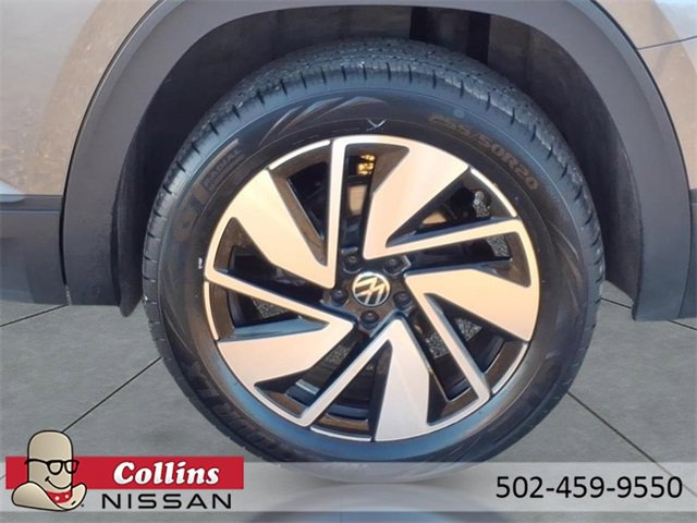 Used 2025 Volkswagen Atlas SE image 4