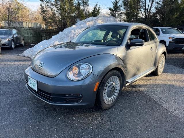 Used 2014 Volkswagen Beetle 2.5