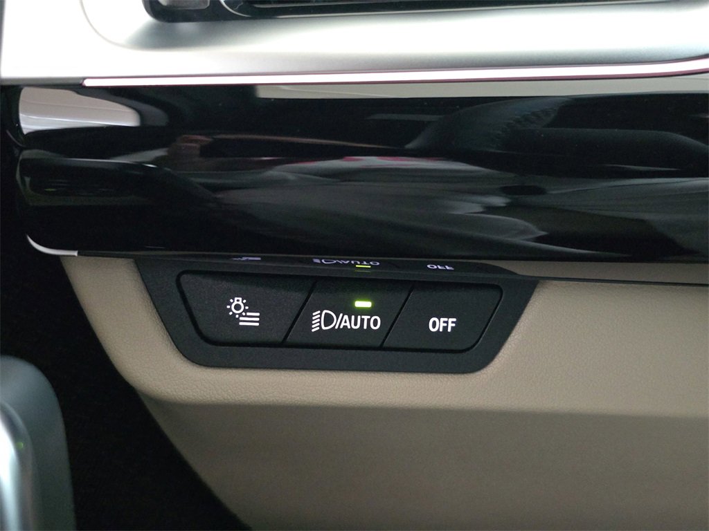 Used 2025 BMW X1 xDrive28i w/ Convenience Package image 27