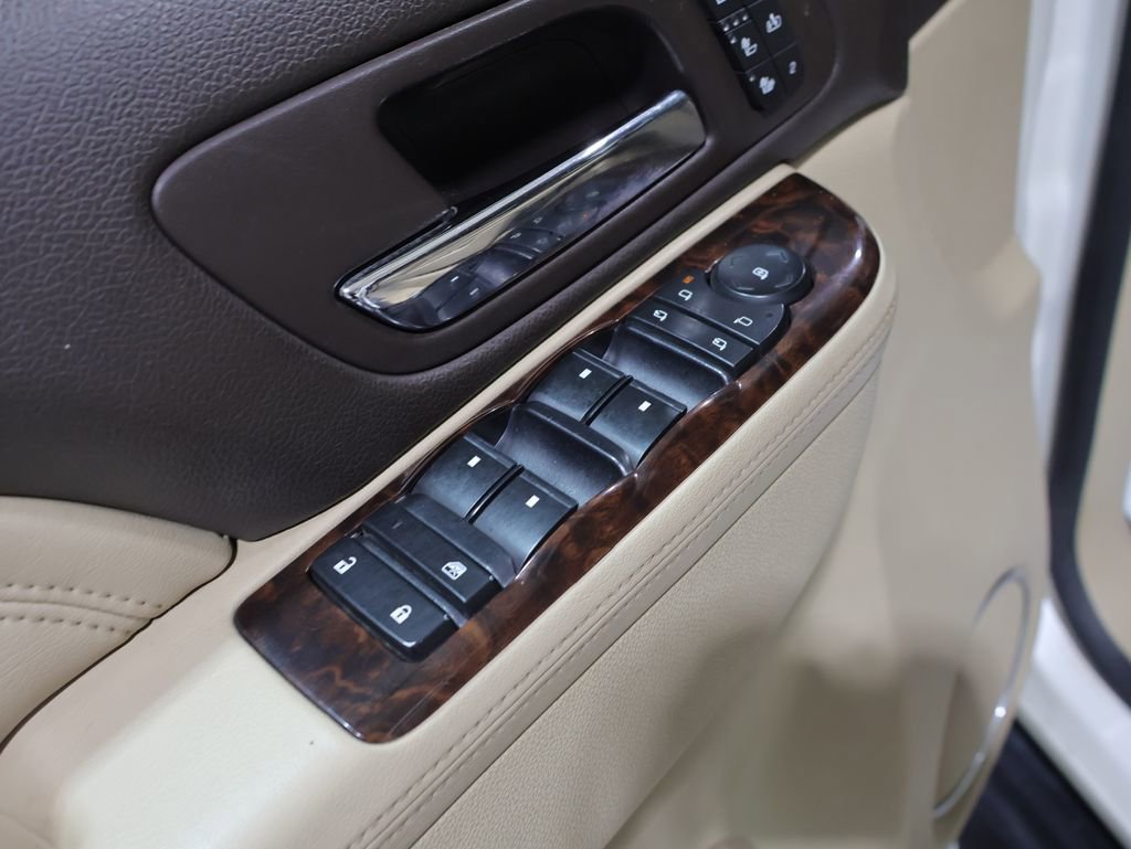 Used 2014 GMC Yukon XL Denali image 14