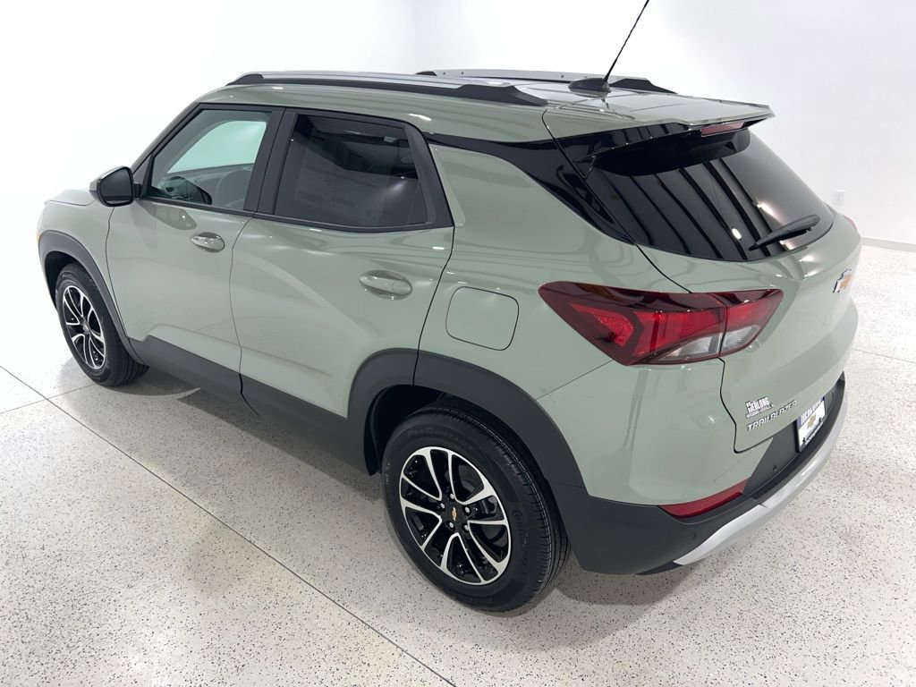 New 2026 Chevrolet TrailBlazer LT w/ Convenience Package image 3