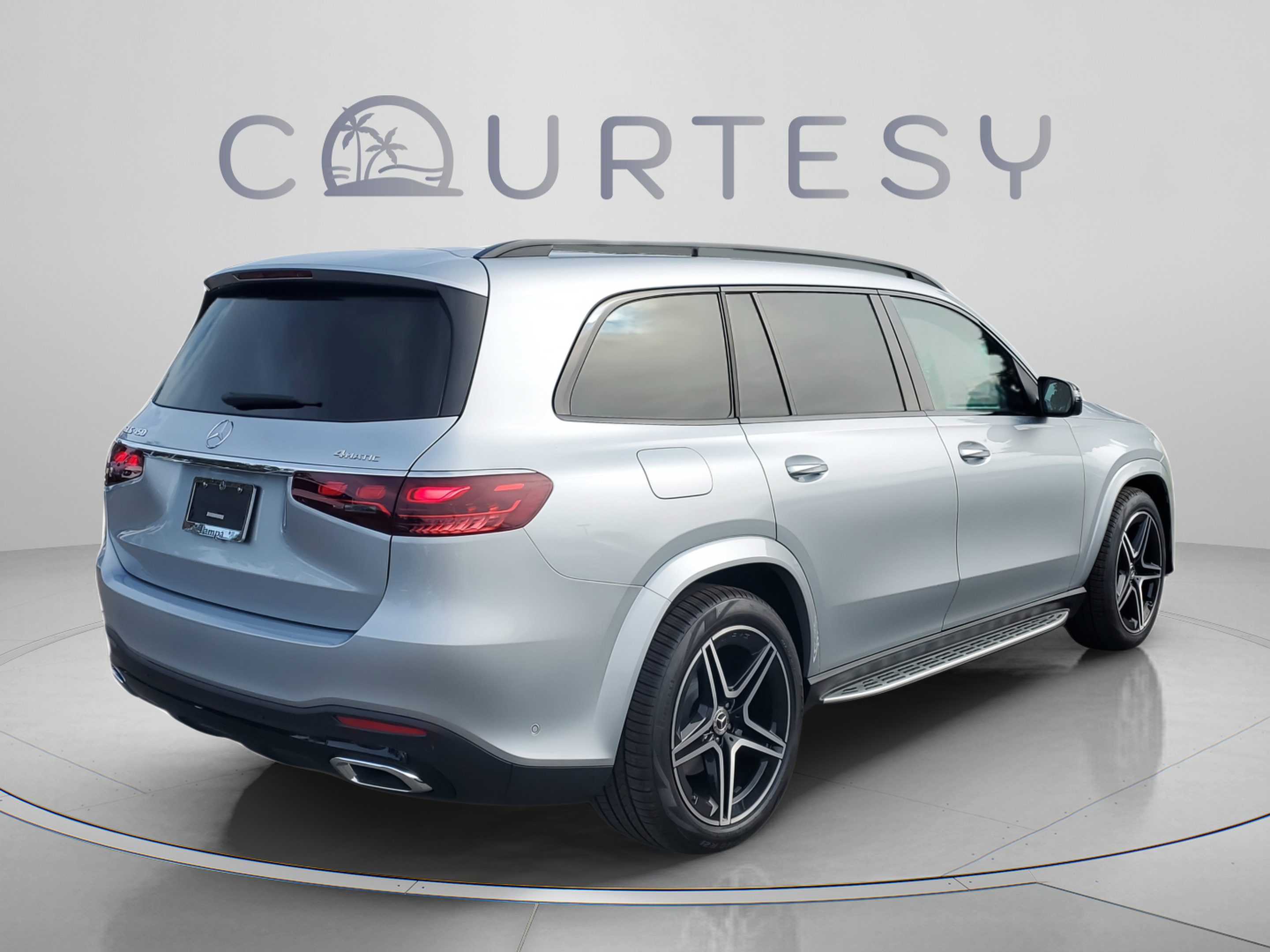 Certified 2026 Mercedes-Benz GLS 450 4MATIC image 4