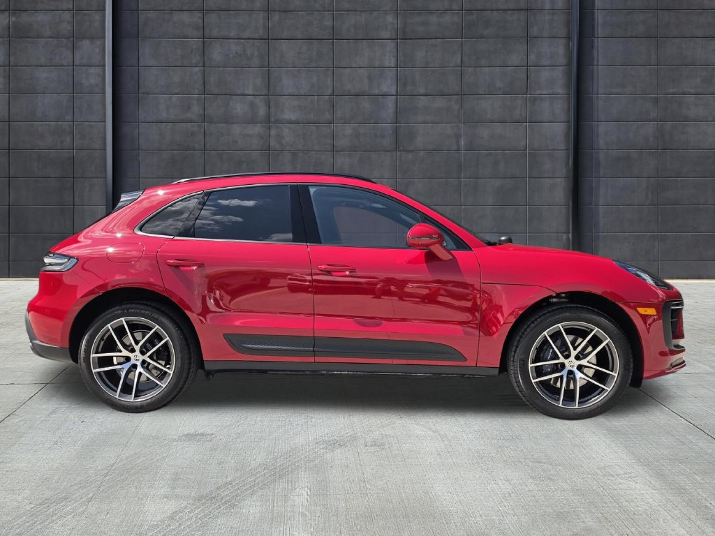 New 2026 Porsche Macan AWD/4WD image 7