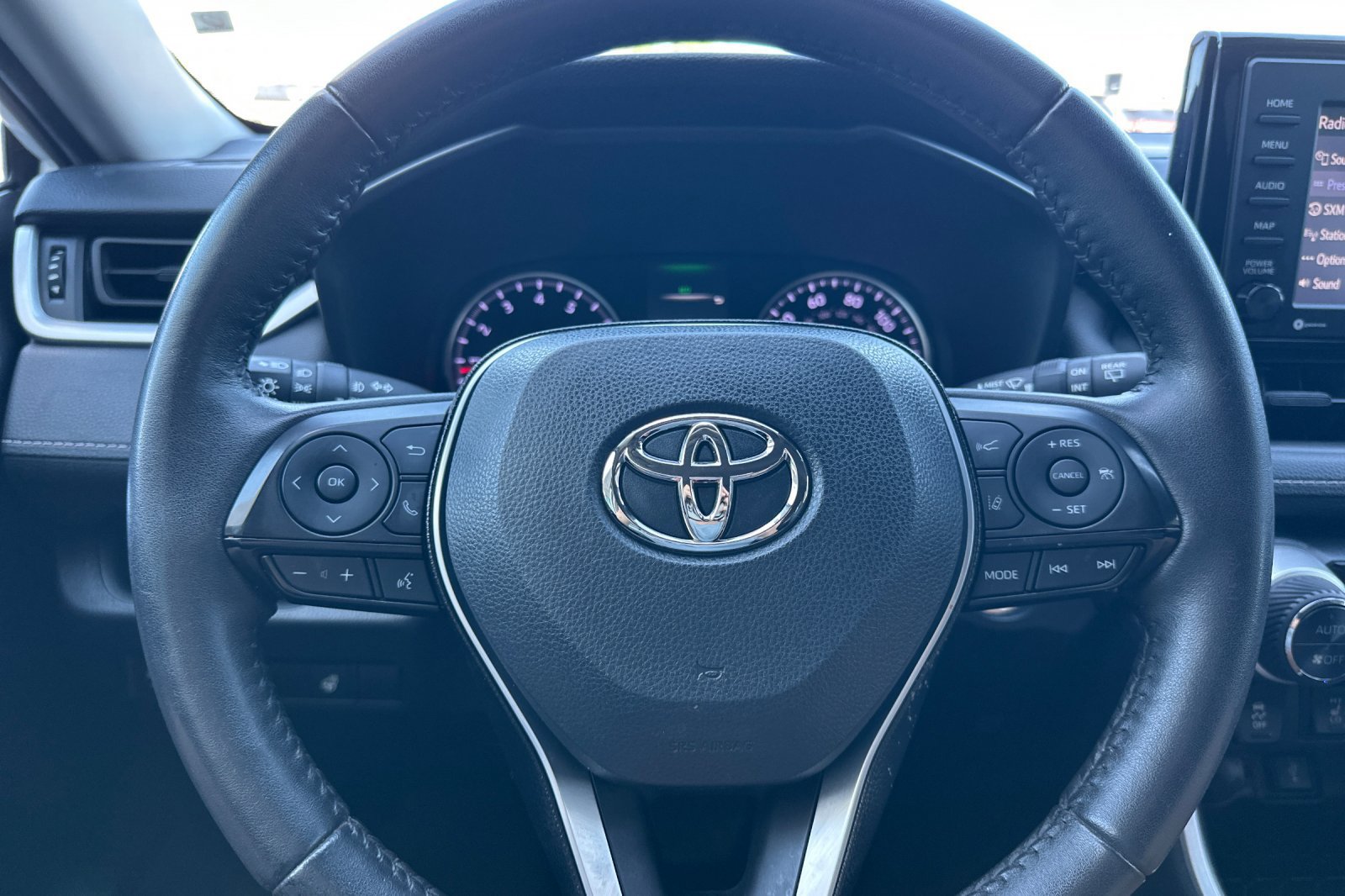 Certified 2021 Toyota RAV4 XLE w/ XLE Grade Weather Package AWD/4WD image 23
