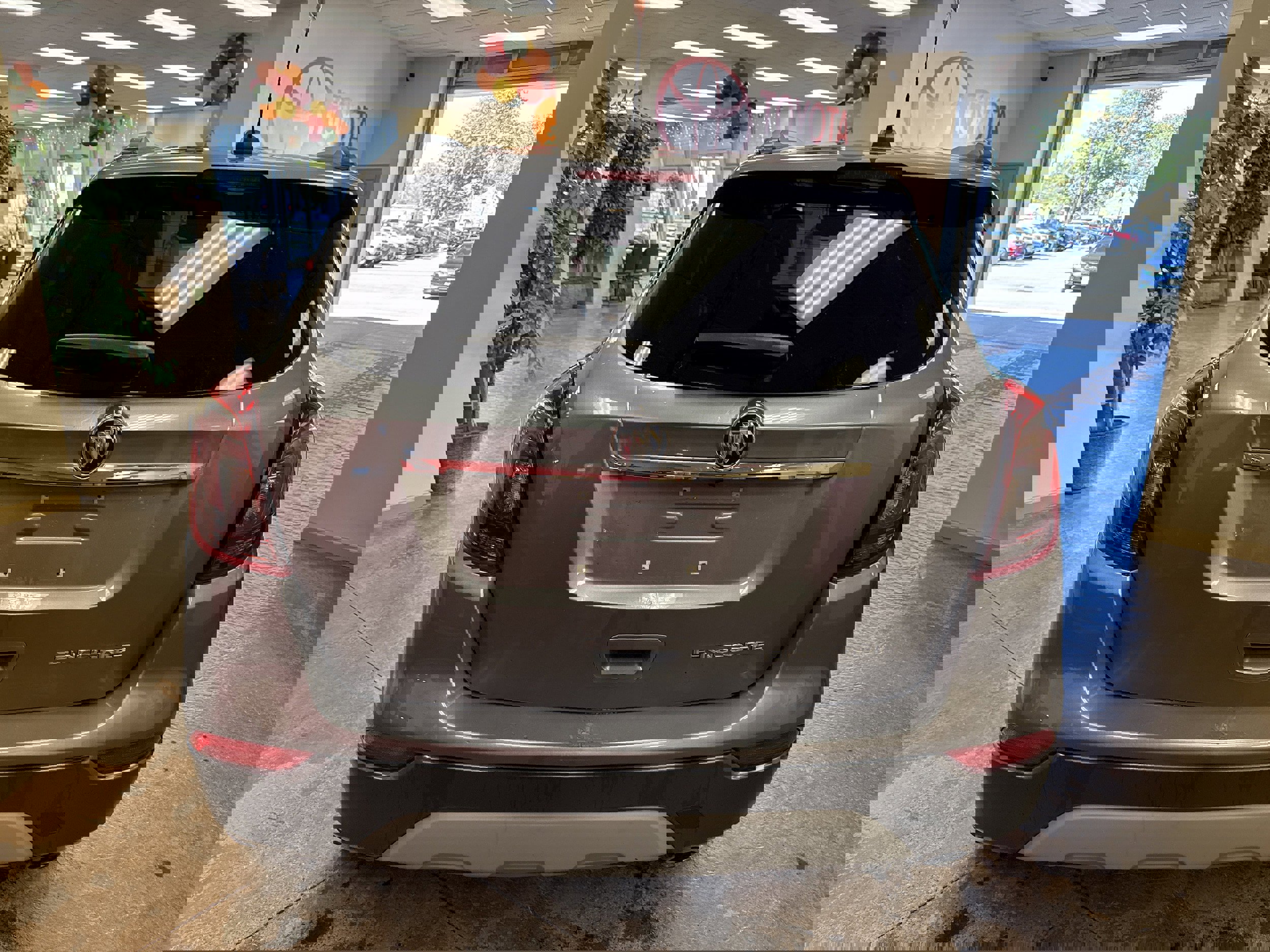 Used 2019 Buick Encore Preferred w/ Safety Package image 9