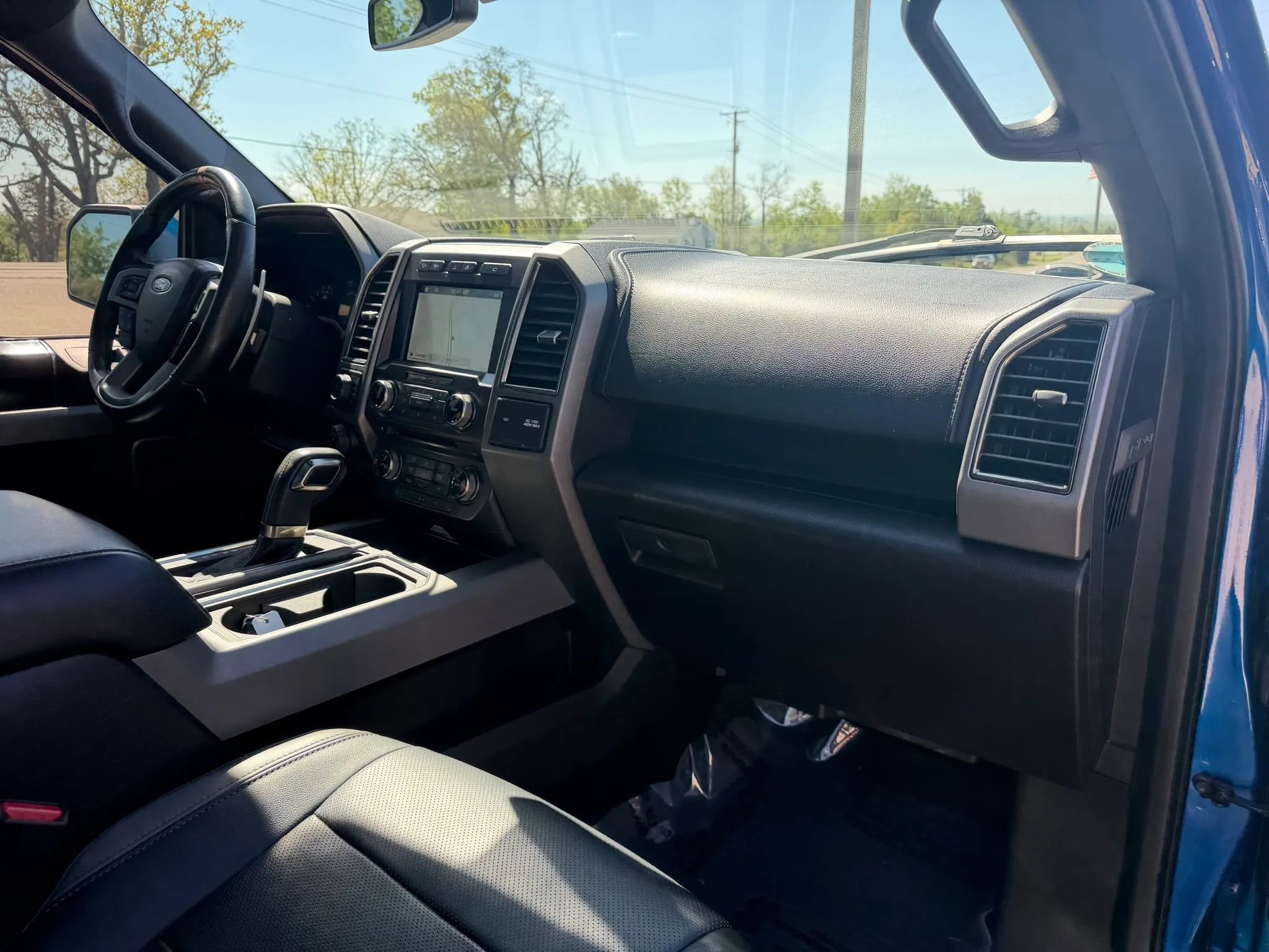 Used 2017 Ford F150 Raptor w/ Equipment Group 802A Luxury image 55