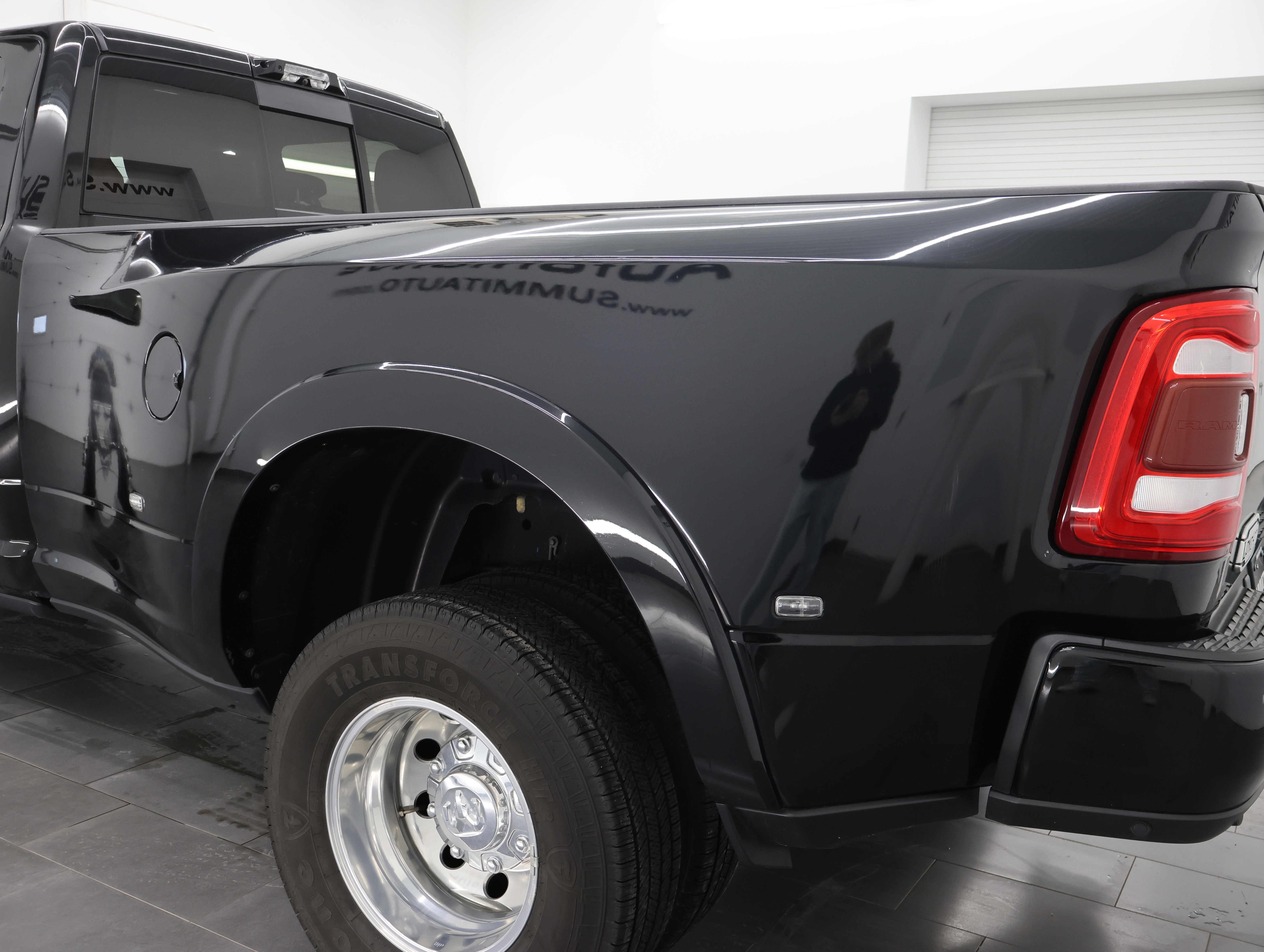 Used 2021 RAM 3500 Limited image 37