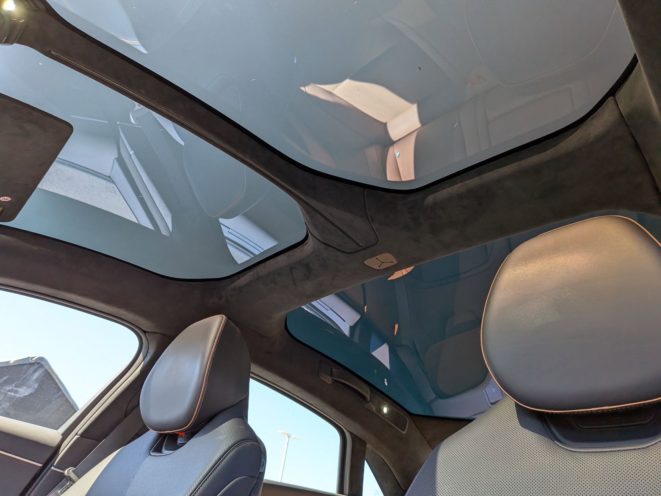 Used 2025 Lucid Air Touring image 27