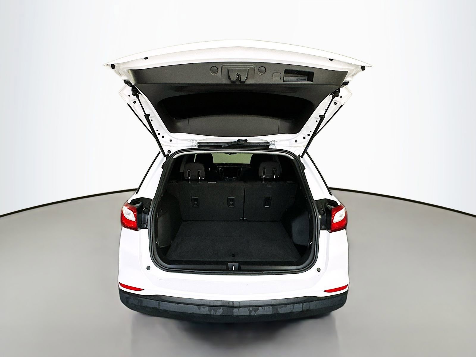 Used 2020 Chevrolet Equinox LS w/ LS Convenience Package FWD image 26