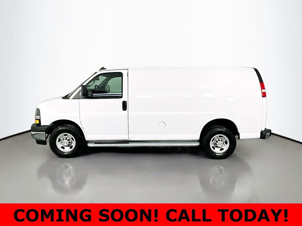 Used 2024 Chevrolet Express 2500 w/ Driver Convenience Package image 4