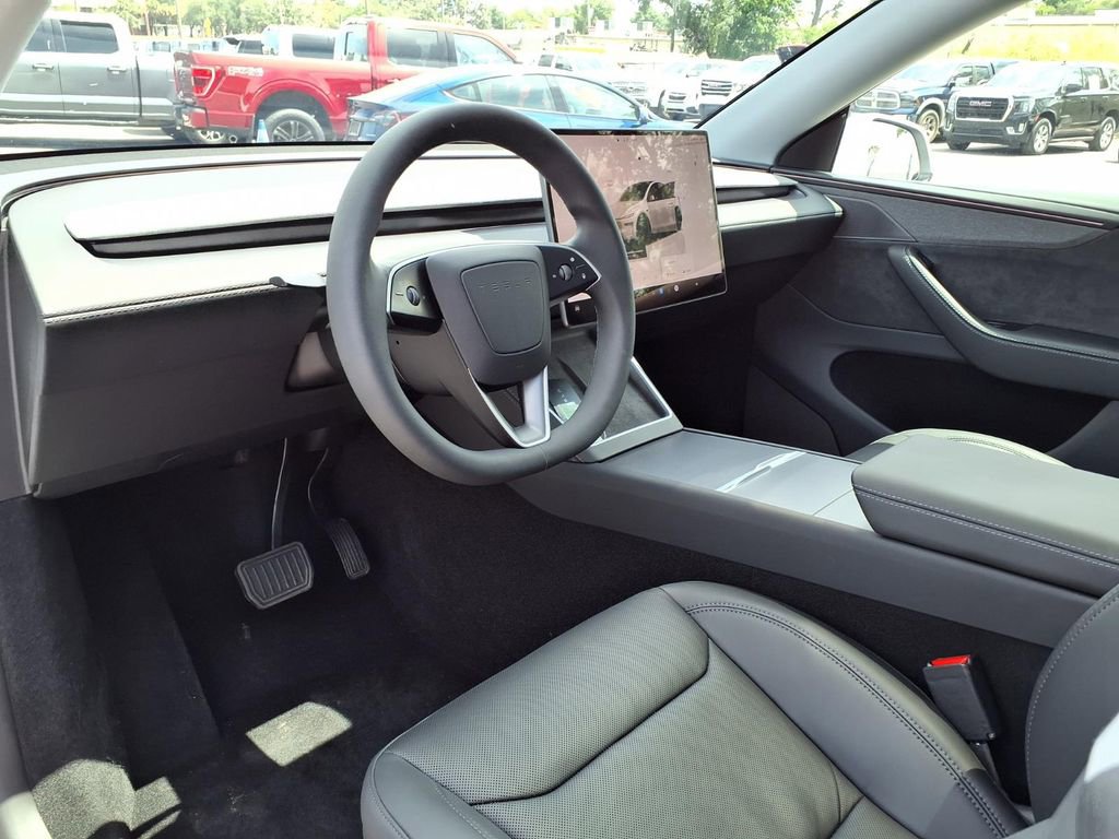 Used 2026 Tesla Model Y Long Range AWD/4WD image 23