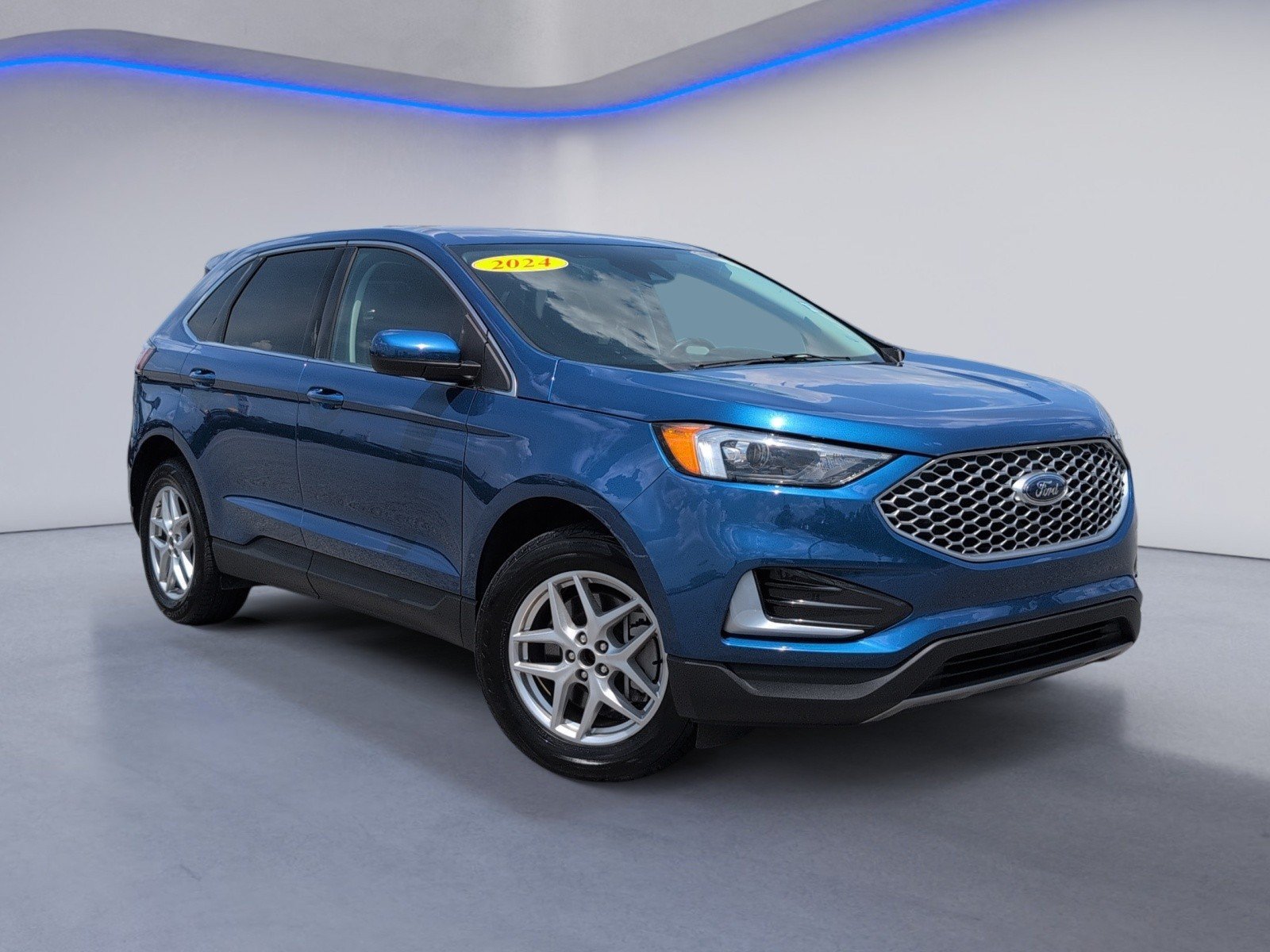 Used 2024 Ford Edge SEL
