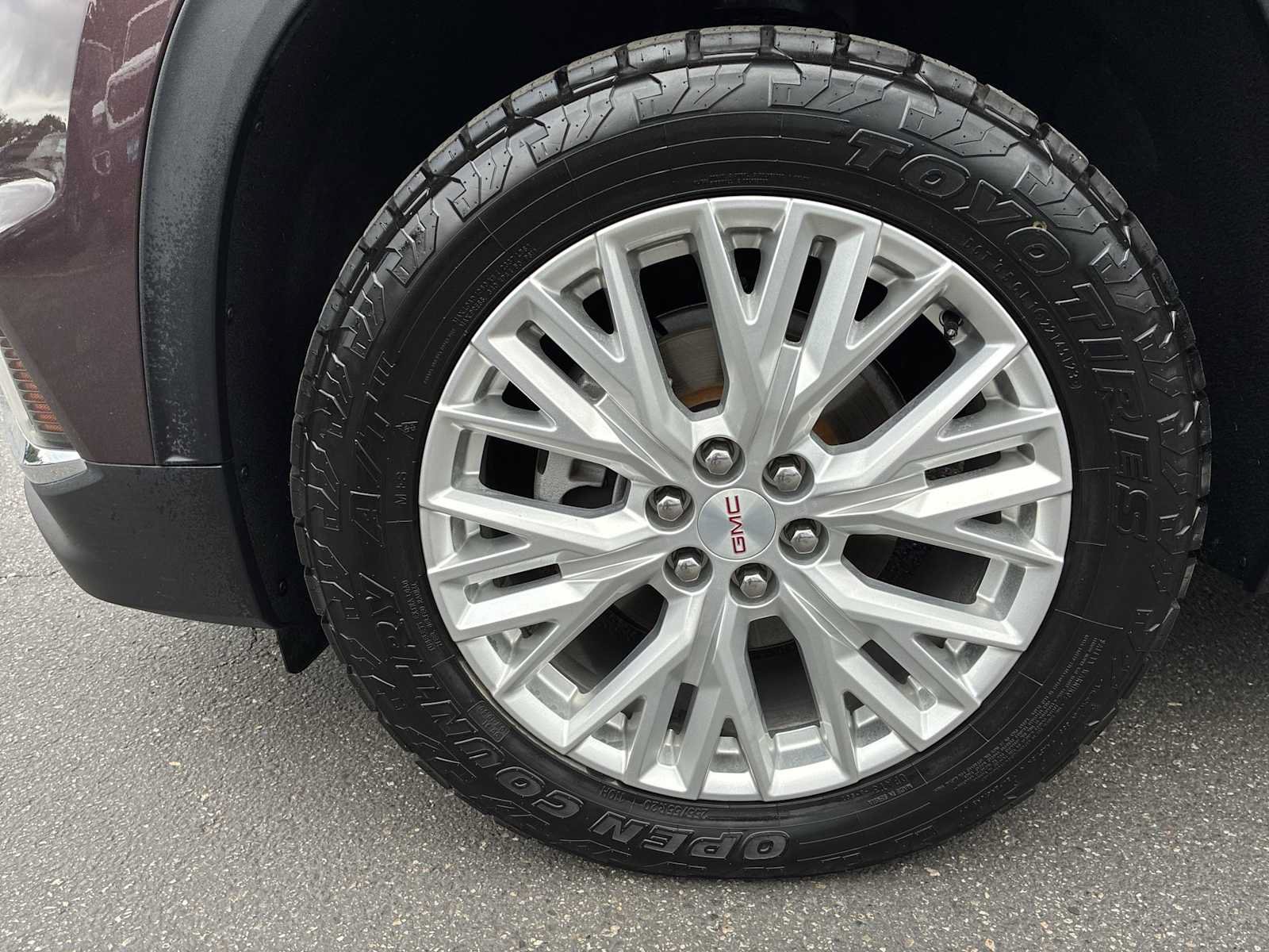 Used 2024 GMC Acadia Elevation w/ Luxury Package AWD/4WD image 19