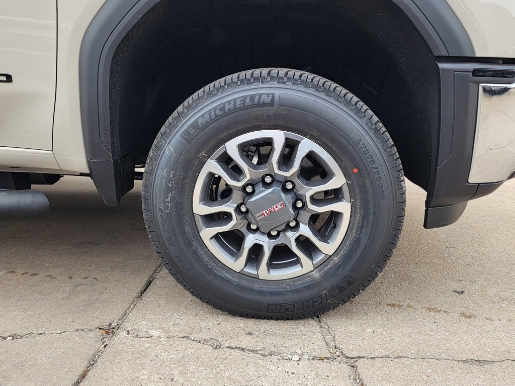 New 2026 GMC Sierra 2500 SLE w/ SLE Value Package; image 51