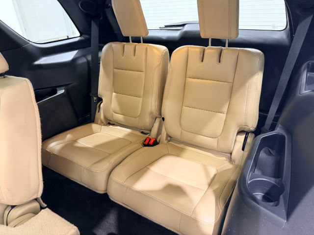 Used 2017 Ford Explorer Limited w/ Equipment Group 301A AWD/4WD image 27